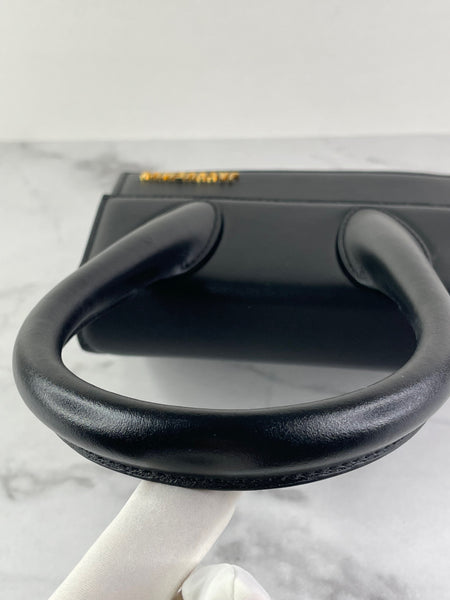 JACQUEMUS Black Le Chiquito Moyen Leather Top Handle Shoulder/Crossbody Bag