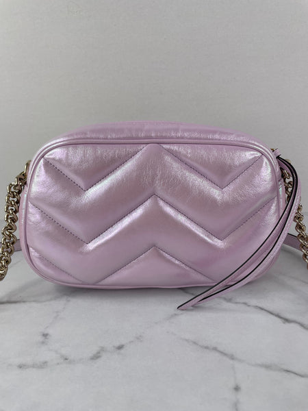 GUCCI Iridescent Escape Pink Nappa Chevron Matelasse Small GG Marmont Chain Shoulder/Crossbody Bag