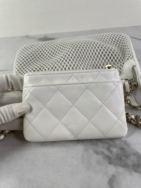 Chanel White Mesh/Lambskin Crossbody/Shoulder Bag with Pouch
