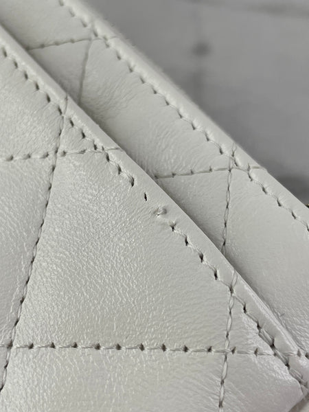 Chanel White Mesh/Lambskin Crossbody/Shoulder Bag with Pouch