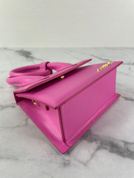 JACQUEMUS Pink Smooth Calfskin Le Chiquito Noeud Crossbody/Shoulder Bag