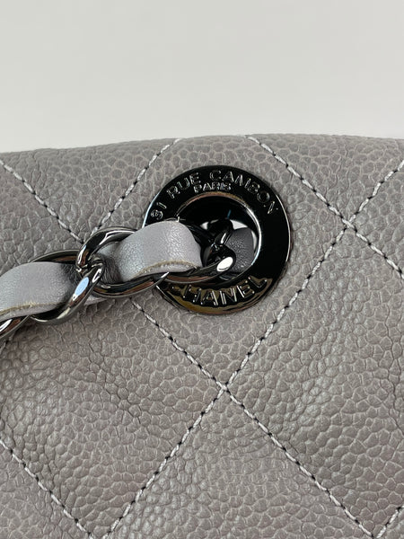 CHANEL Light Grey Caviar Quilted Medium French Riviera Flap Shoulder/Crossbody Bag