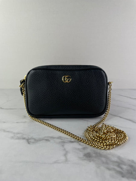 GUCCI Black GG Marmont mini camera crossbody/shoulder bag