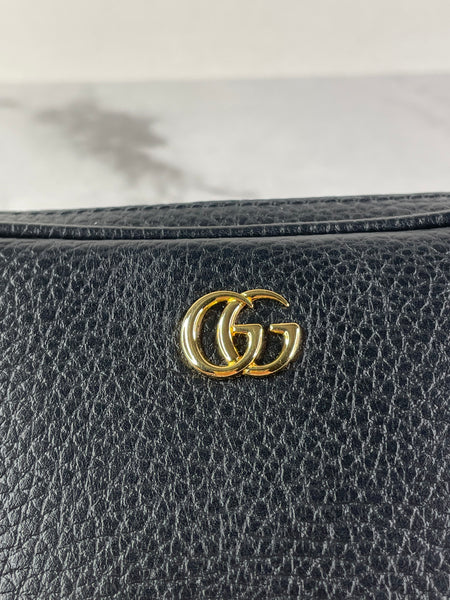 GUCCI Black GG Marmont mini camera crossbody/shoulder bag
