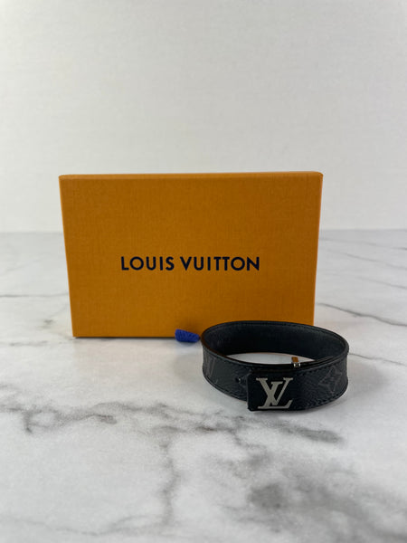 LOUIS VUITTON Monogram Eclipse LV Slim Bracelet