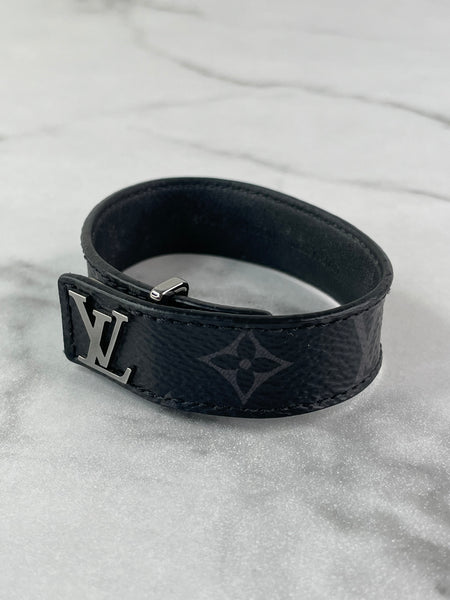 LOUIS VUITTON Monogram Eclipse LV Slim Bracelet