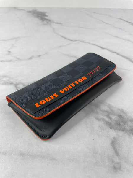 LOUIS VUITTON Damier Cobalt Race Woody Glasses Case