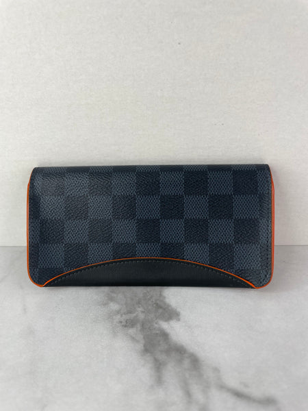 LOUIS VUITTON Damier Cobalt Race Woody Glasses Case