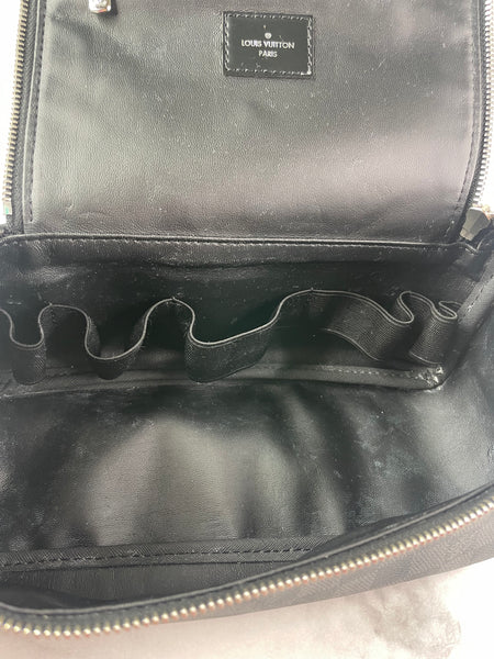 Louis Vuitton Toiletry Pouch Damier Graphite