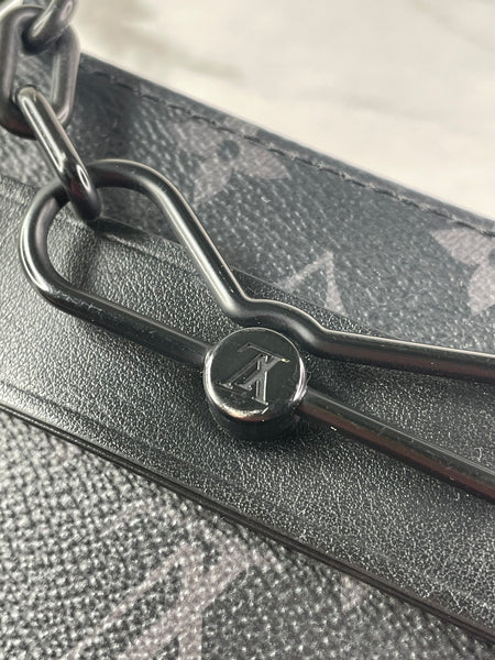 LOUIS VUITTON Monogram Eclipse Steamer Messenger Crossbody/Shoulder Bag