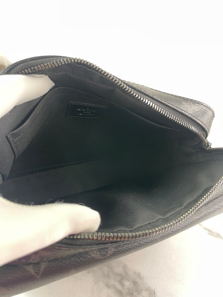 LOUIS VUITTON Monogram Eclipse Steamer Messenger Crossbody/Shoulder Bag