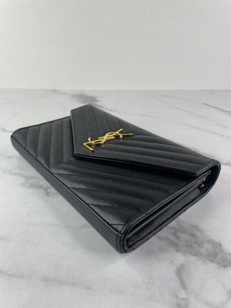 SAINT LAURENT Black CLASSIC CASSANDRE CHAIN WALLET IN GRAIN DE POUDRE LEATHER