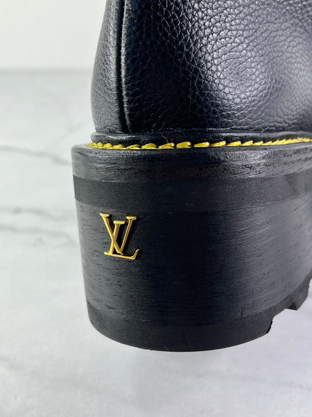 Louis Vuitton Black Grained Calfskin Shearling LV Beaubourg Ankle Boots Size 37