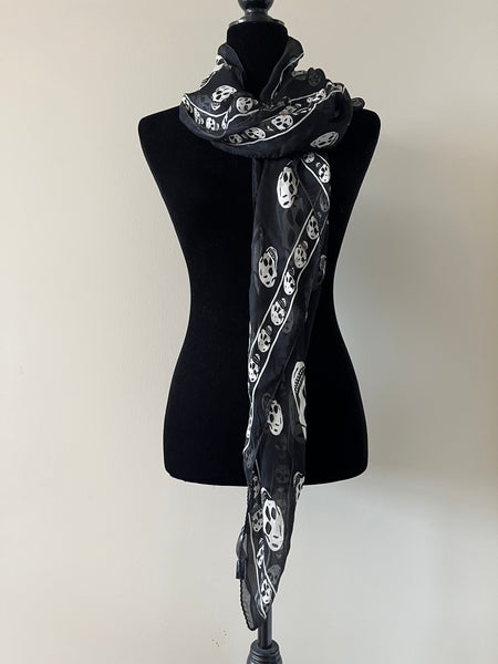 Alexander McQueen Classic Black/White Silk Skull Scarf