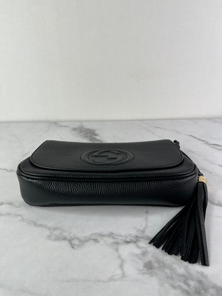 Gucci Black Pebbled Leather Soho Chain Flap Shoulder Bag