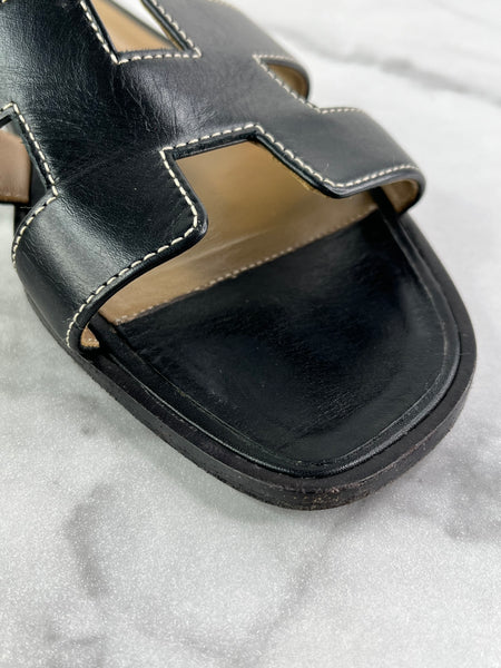 Hermes Black Oran Flat Sandals Size 37