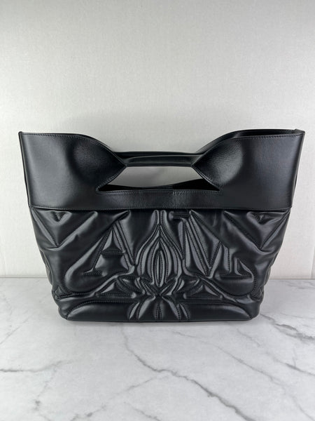 ALEXANDER MCQUEEN Black Calfskin Quilted Small The Bow Shoulder/Crossbody Bag