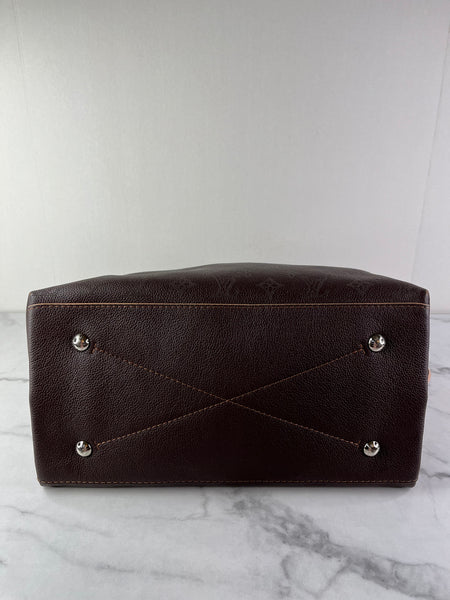 Louis Vuitton Carmel Mahina Chocolate Brown Hobo Shoulder Bag