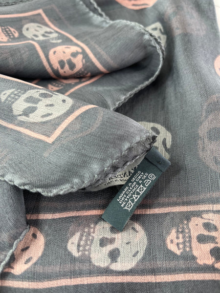 Alexander McQueen Classic Grey/Pink Silk Skull Scarf