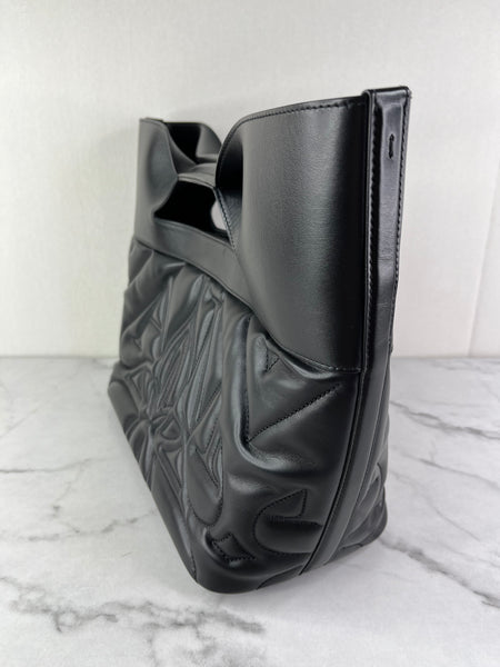 ALEXANDER MCQUEEN Black Calfskin Quilted Small The Bow Shoulder/Crossbody Bag