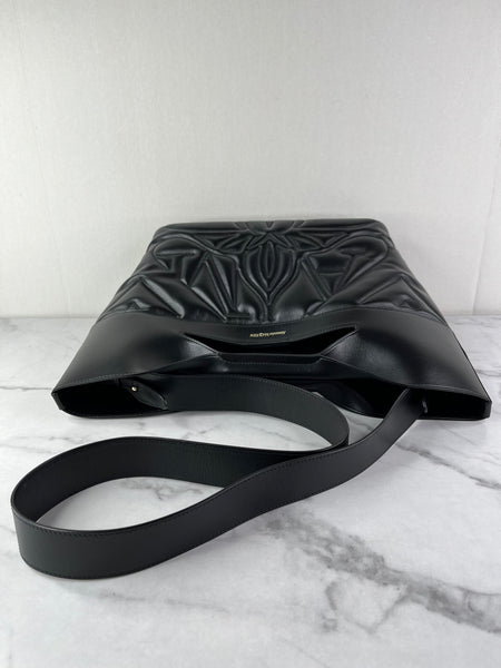 ALEXANDER MCQUEEN Black Calfskin Quilted Small The Bow Shoulder/Crossbody Bag