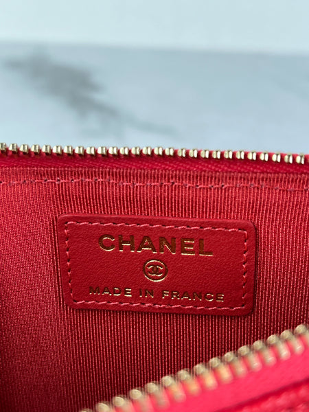 Chanel Red Caviar Quilted Classic iPhone Pouch/Wallet