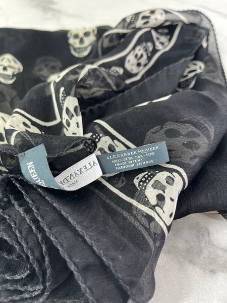 Alexander McQueen Classic Black/White Silk Skull Scarf