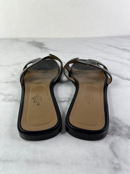 Hermes Black Oran Flat Sandals Size 37