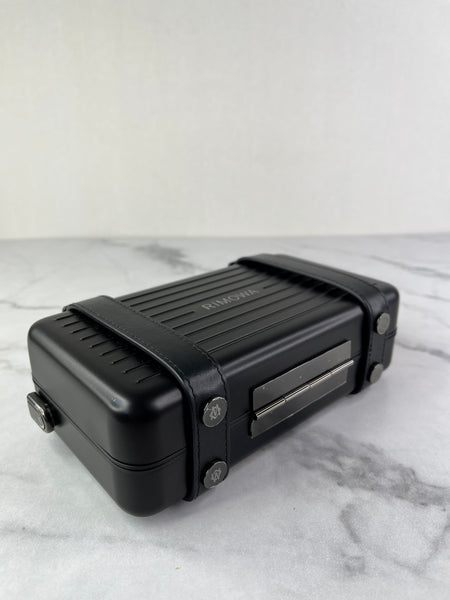RIMOWA Black PERSONAL ALUMINUM Crossbody/Shoulder Bag