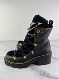 Louis Vuitton Black Grained Calfskin Shearling LV Beaubourg Ankle Boots Size 37