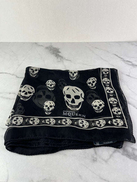 Alexander McQueen Classic Black/White Silk Skull Scarf