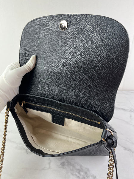 Gucci Black Pebbled Leather Soho Chain Flap Shoulder Bag