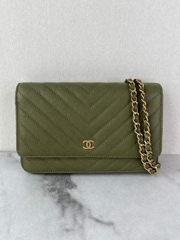 CHANEL Chevron Green Wallet on Chain Crossbody/Shoulder Bag