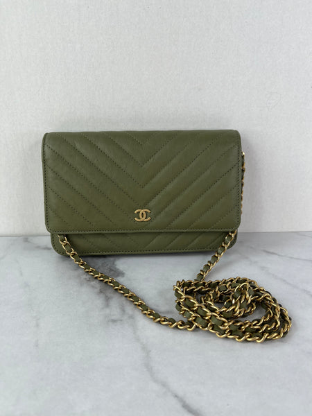 CHANEL Chevron Green Wallet on Chain Crossbody/Shoulder Bag