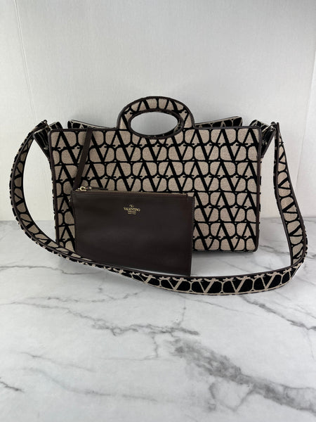 VALENTINO Naturale/Black/Fondant Iconographe Fabric Le Troisième Tote Shoulder/Crossbody Bag