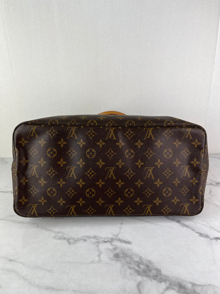 LOUIS VUITTON Monogram Neverfull GM Tote Bag