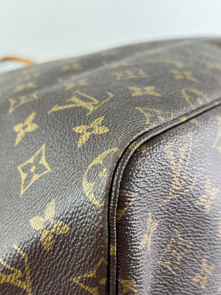 LOUIS VUITTON Monogram Neverfull GM Tote Bag