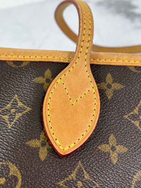 LOUIS VUITTON Monogram Neverfull GM Tote Bag
