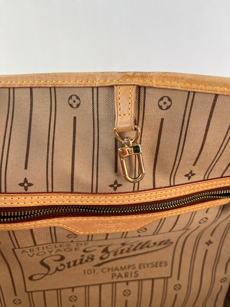 LOUIS VUITTON Monogram Neverfull GM Tote Bag