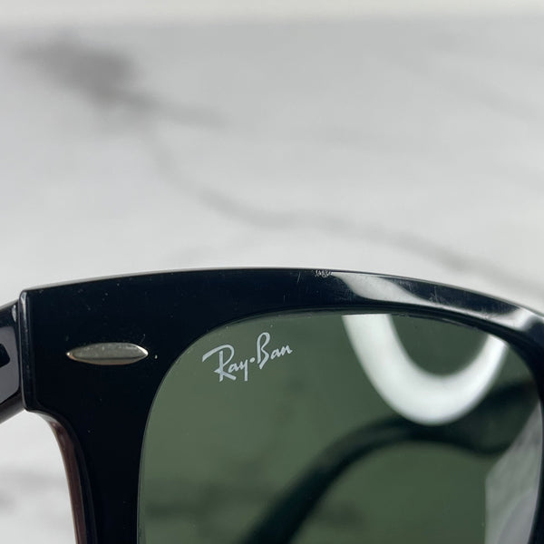 RAY-BAN Black/Green Original Wayfarer Classic Sunglasses