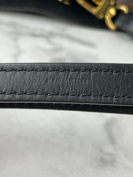 LOUIS VUITTON Monogram NÉONOÉ MM Black Crossbody/Shoulder Bag