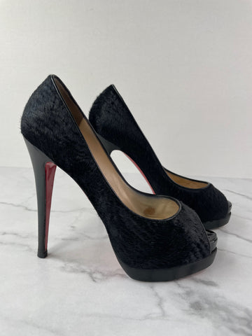 CHRISTIAN LOUBOUTIN Black Calf Hair Altadama Astrakhan Peep Toe Pumps Size 38.5