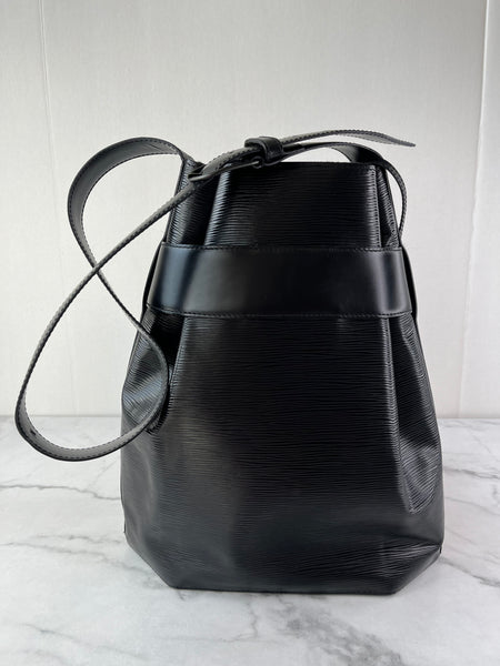 LOUIS VUITTON Black Epi Sac D’epaule GM Shoulder Bag
