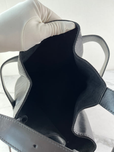 LOUIS VUITTON Black Epi Sac D’epaule GM Shoulder Bag