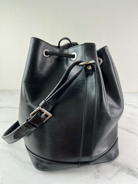 LOUIS VUITTON Black Epi Leather Petit Noe Shoulder Bag