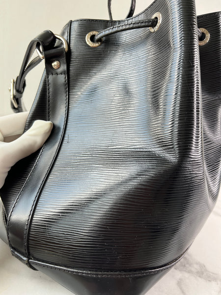 LOUIS VUITTON Black Epi Leather Petit Noe Shoulder Bag