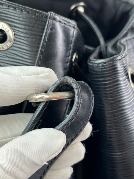 LOUIS VUITTON Black Epi Leather Petit Noe Shoulder Bag