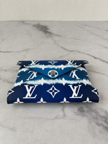 LOUIS VUITTON Blue ESCALE Medium Pochette Kirigami Passport Holder/Pouch