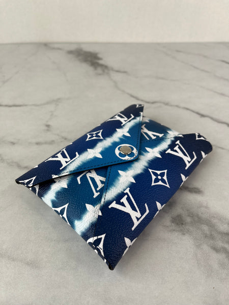 LOUIS VUITTON Blue ESCALE Medium Pochette Kirigami Passport Holder/Pouch