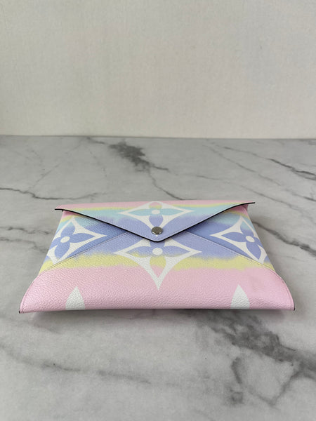 LOUIS VUITTON Pastel ESCALE Large Pochette Kirigami Clutch/Pouch